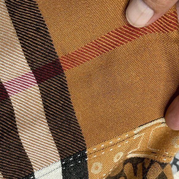 Burberry Women's Animal Leopard Haymarket Check Square Shape Scarf Cashmere - Picture 7 of 15